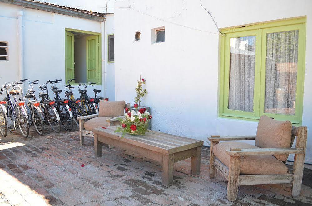 Ah'Lo Posada Hostel Boutique Carmelo Bagian luar foto